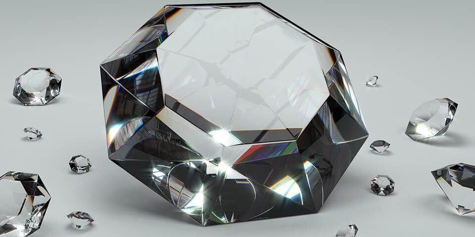 來當鋪當鑽石，2克拉鑽石價格怎麼估？鑽石估價方式一次告訴你！